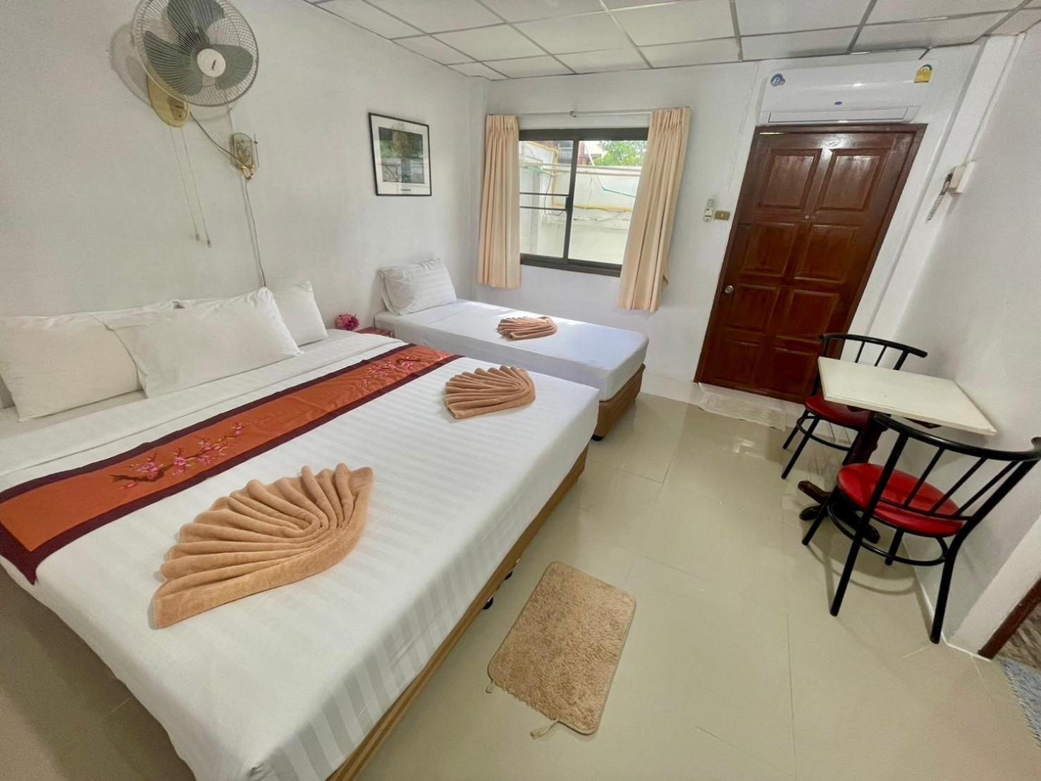 Jj Karon Beach Hotel Kültér fotó