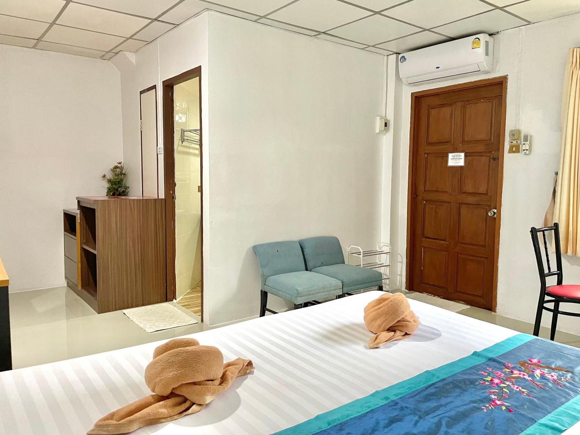Jj Karon Beach Hotel Kültér fotó